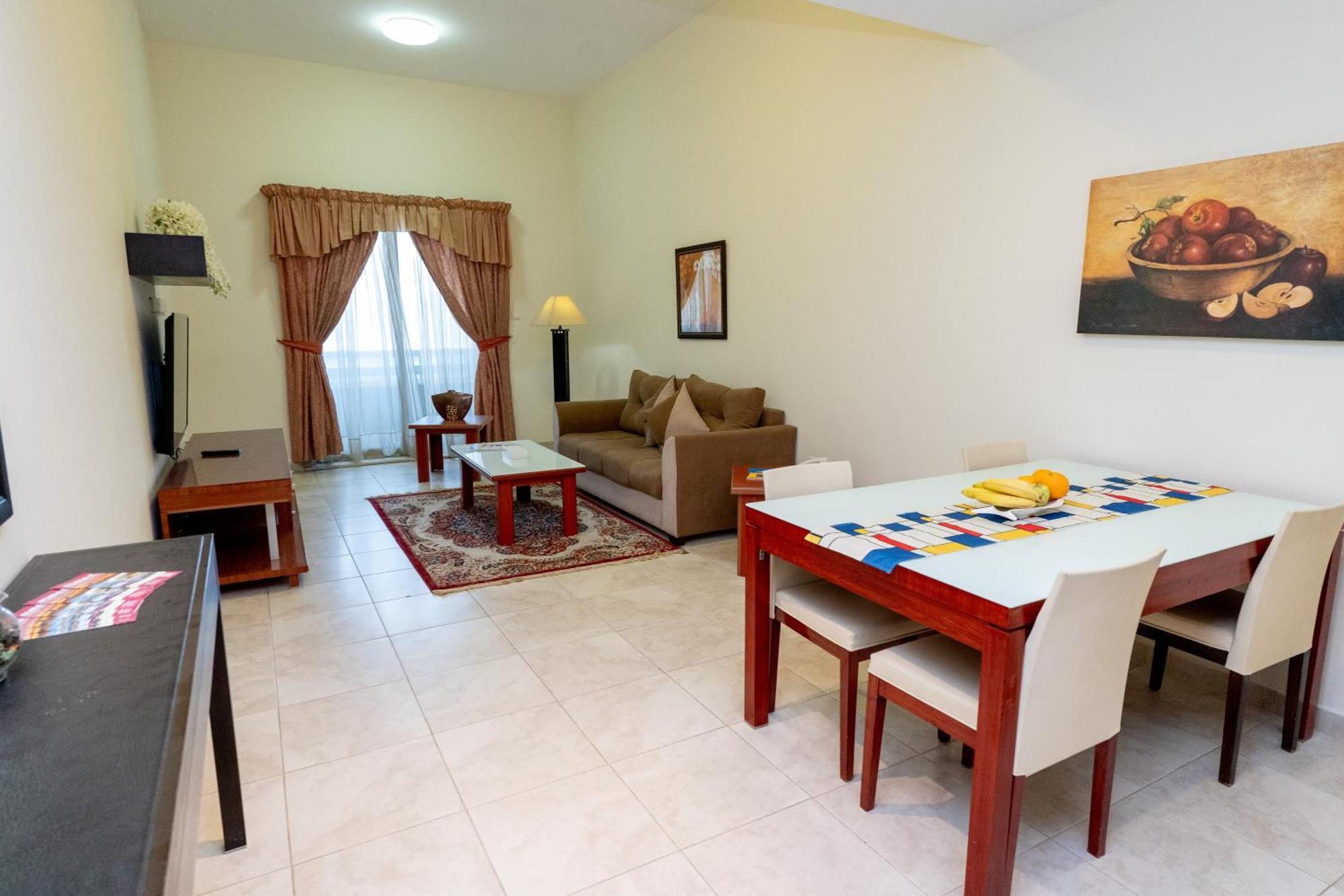 Al Raya Hotel Apartments ดูไบ ภายนอก รูปภาพ