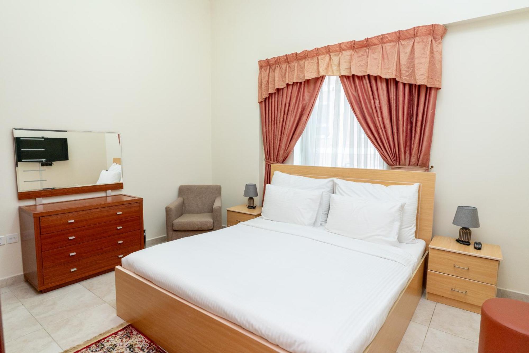 Al Raya Hotel Apartments ดูไบ ภายนอก รูปภาพ