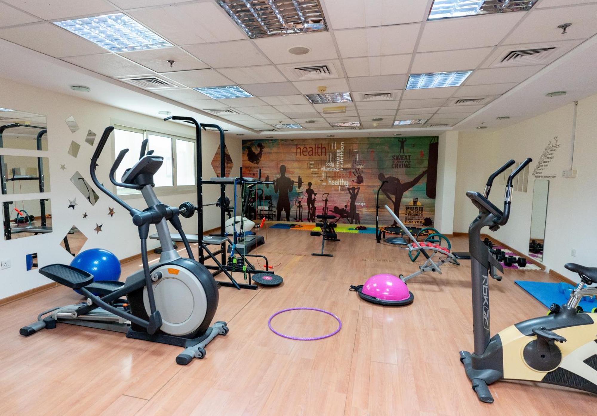 Al Raya Hotel Apartments ดูไบ ภายนอก รูปภาพ