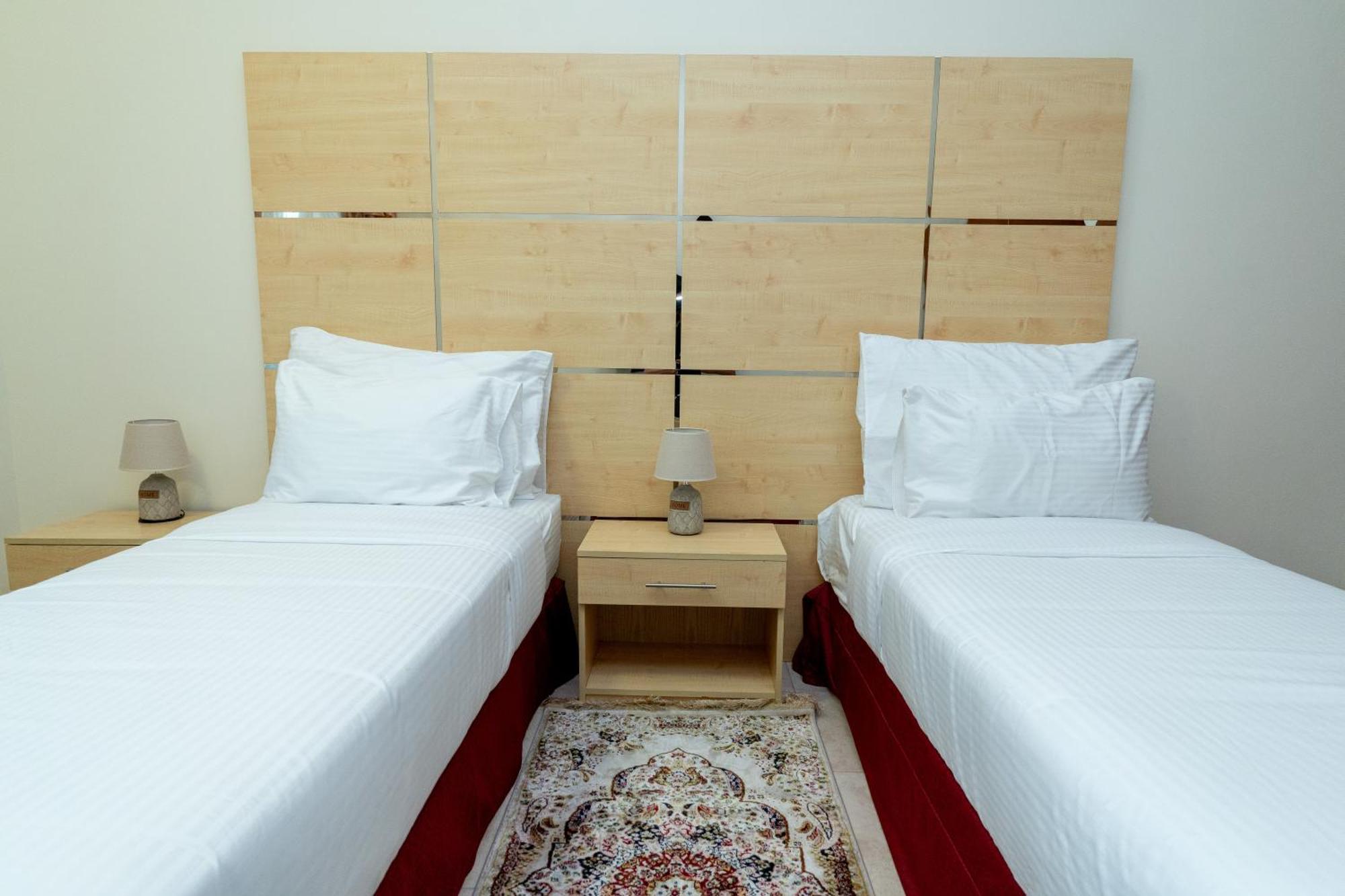 Al Raya Hotel Apartments ดูไบ ภายนอก รูปภาพ