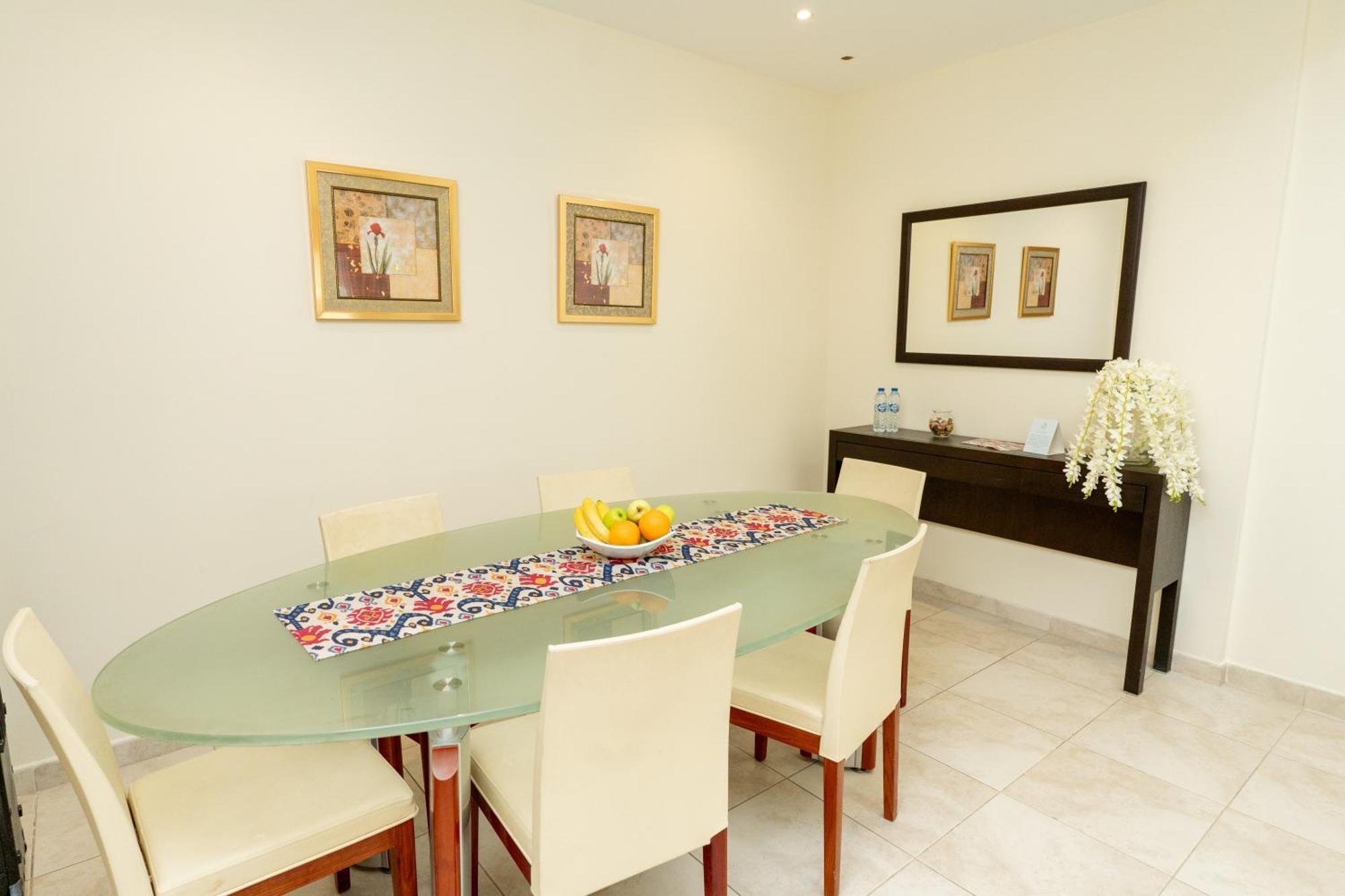 Al Raya Hotel Apartments ดูไบ ภายนอก รูปภาพ