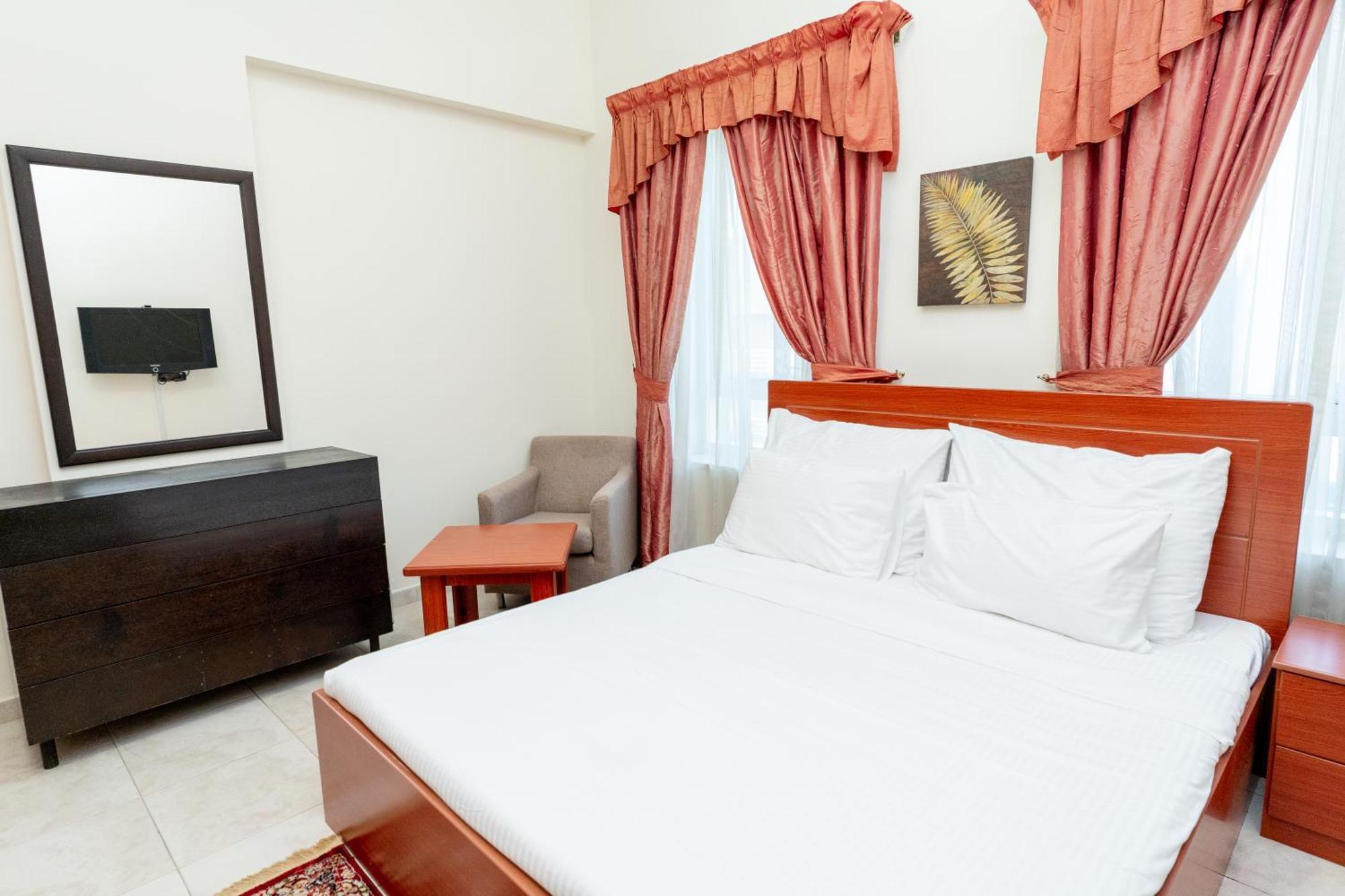 Al Raya Hotel Apartments ดูไบ ภายนอก รูปภาพ
