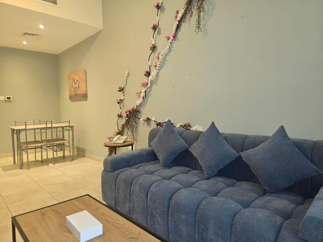 Al Raya Hotel Apartments ดูไบ ภายนอก รูปภาพ